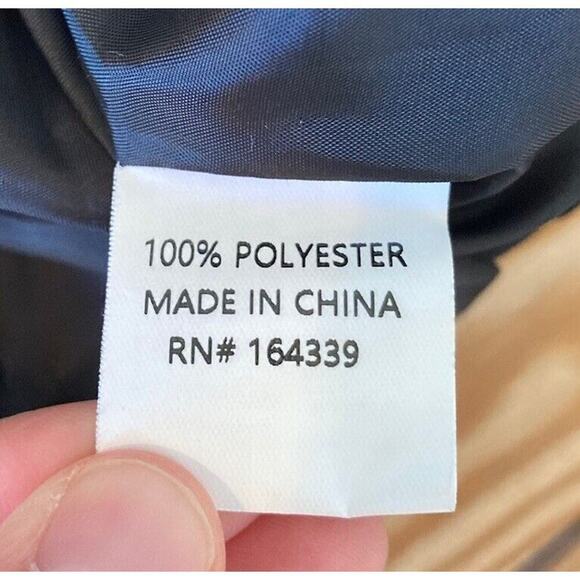 Petal + Pup Full Zip Puffer Coat Size Large Women’s Black - Picture 4 of 8